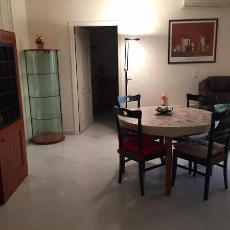 Victoria Palace Apartment